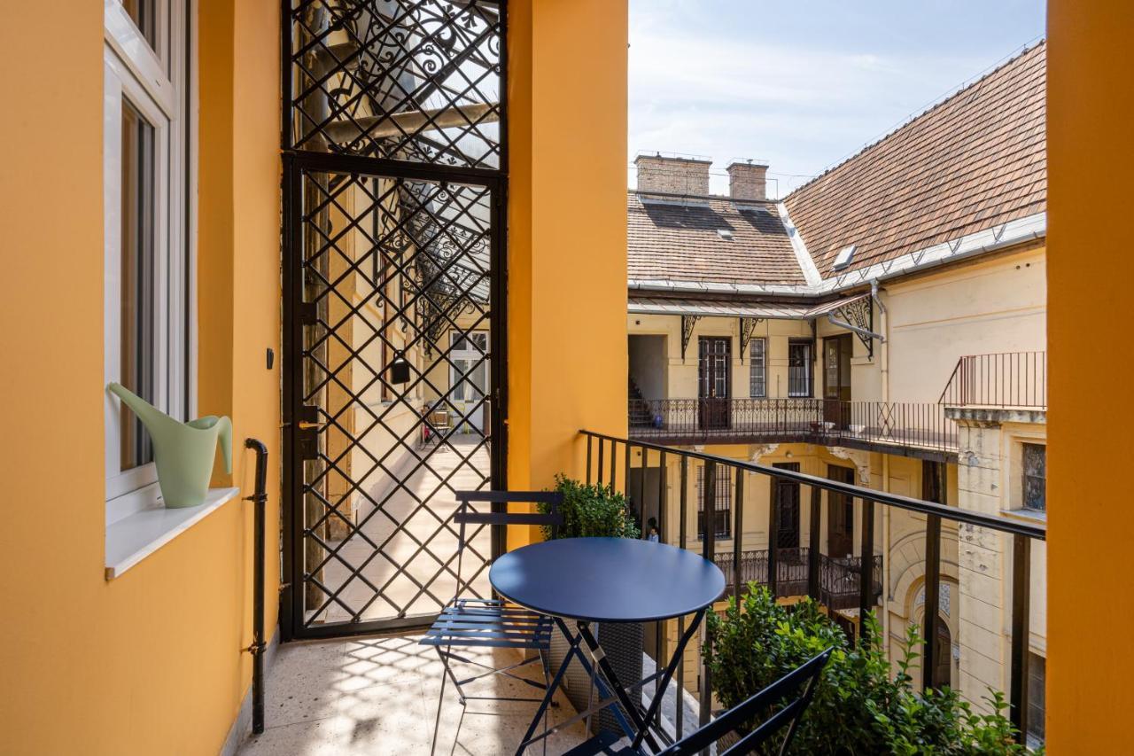Sky Way Apartment Budapest Eksteriør billede